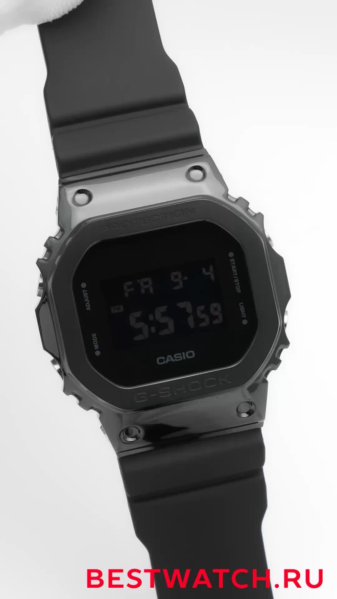 casio GM-5600UB-1