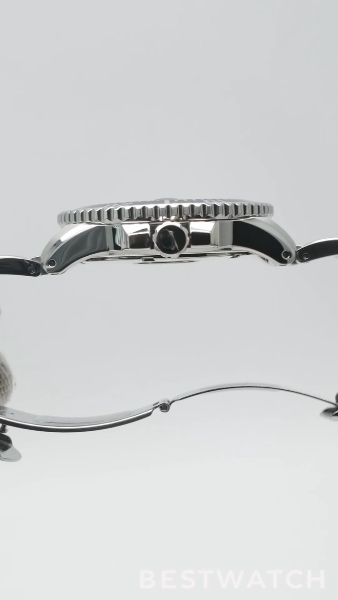 seiko SNE549