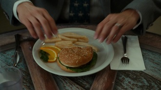 Трудности ассимиляции S06E13