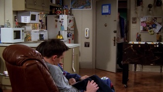 Друзья S05E16. Эпизод с полицейским