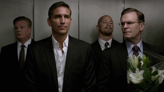 В поле зрения S01E02