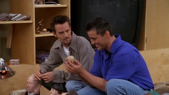 Друзья S03E23. Эпизод со штучкой Росса