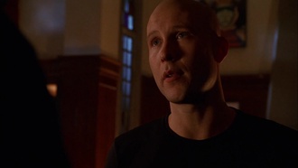 Smallville.S03E21.Forsaken.Part.1