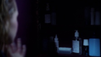 Smallville.S05E14.Tomb