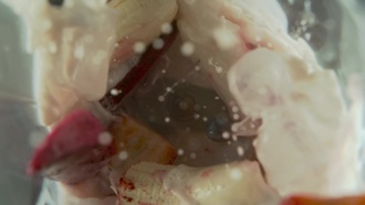 Девять совсем незнакомых людей S01E01