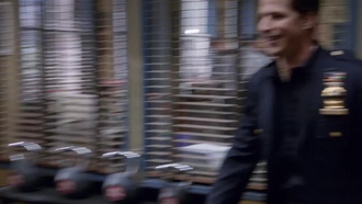 Бруклин 9-9 S03E02