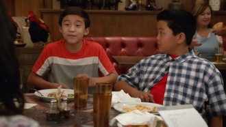 Трудности ассимиляции S03E06 WWJD - What Would Jessica Do