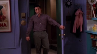 Друзья S06E11. Эпизод c аптекарским столиком