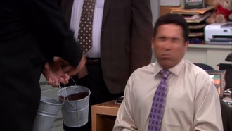 Офис S09E18