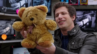 Бруклин 9-9 S01E01