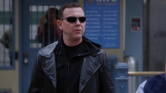 Бруклин 9-9 S01E22