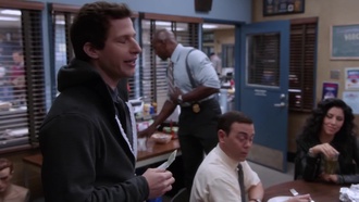 Бруклин 9-9 S02E13