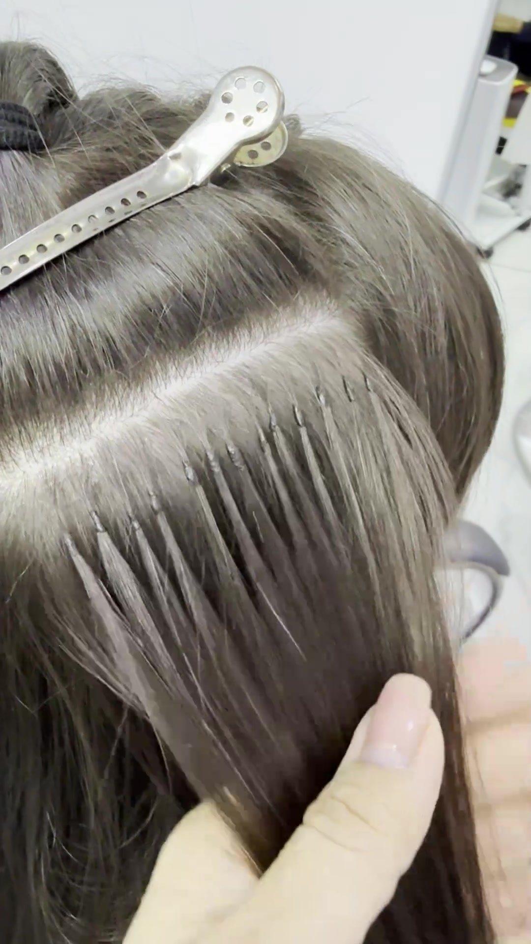 Buy Capsule Hair Extensions in Dubai
