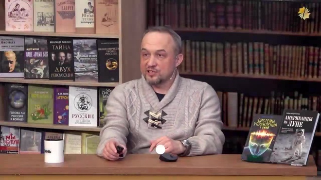 Ракеты программы "Аполлон" фальшивки? | Лунная Афера Американцев | Александр Попов и Роман Голунов