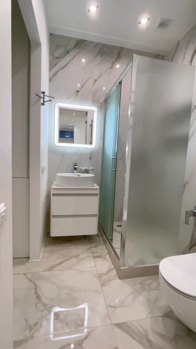 2-комн., 64,5 м², 10/18 этаж