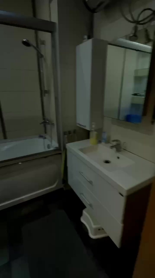 2-комн., 64 м², 9/17 этаж