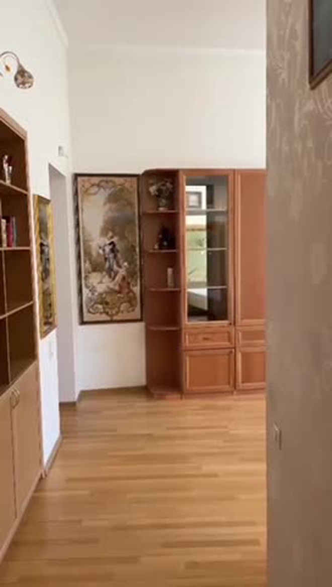 2-комн., 65 м², 2/5 этаж